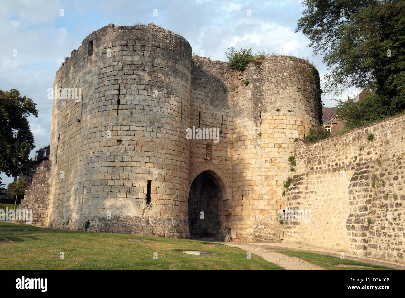 Das Südtor Mauern Teil der 13. Jahrhundert Stadt in Laon, Aisne, Picardie, Frankreich. Stockfoto