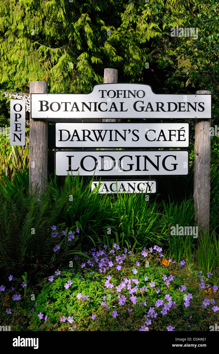 Eingangsschild in Tofino Botanical Gardens Vancouver Island in British Columbia Kanada Stockfoto