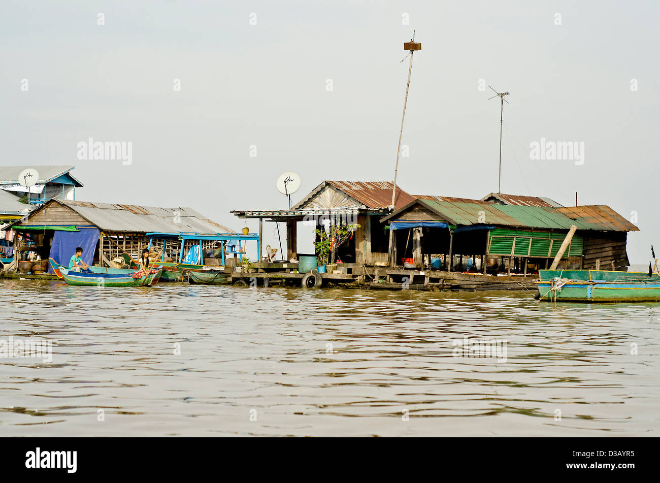 Kampong Luang, schwimmenden Dorf auf der westlichen Seite des Tonle Sap Sees, Pursat Provinz, Kambodscha. Stockfoto