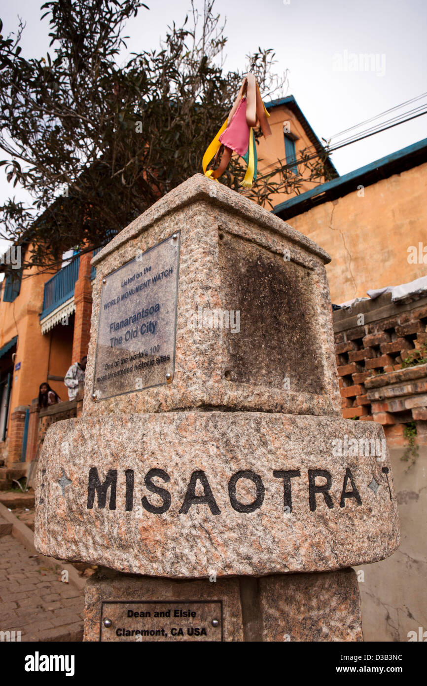 Madagaskar, Fianarantsoa, Oberstadt, Haute-Ville, rue de Rova Restaurierung Denkmal, Misoutra danke madagassische Wort Stockfoto