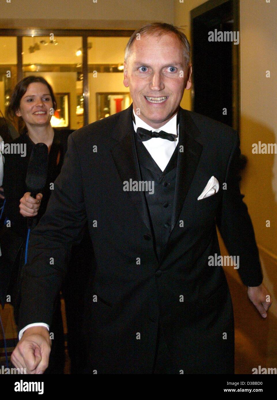 (Dpa) - Thomas Borer, dem ehemaligen Schweizer Botschafter in Deutschland, kommt an einer Charity-Gala der internationalen Mentor-Stiftung in Berlin, 12. Oktober 2002. Stockfoto