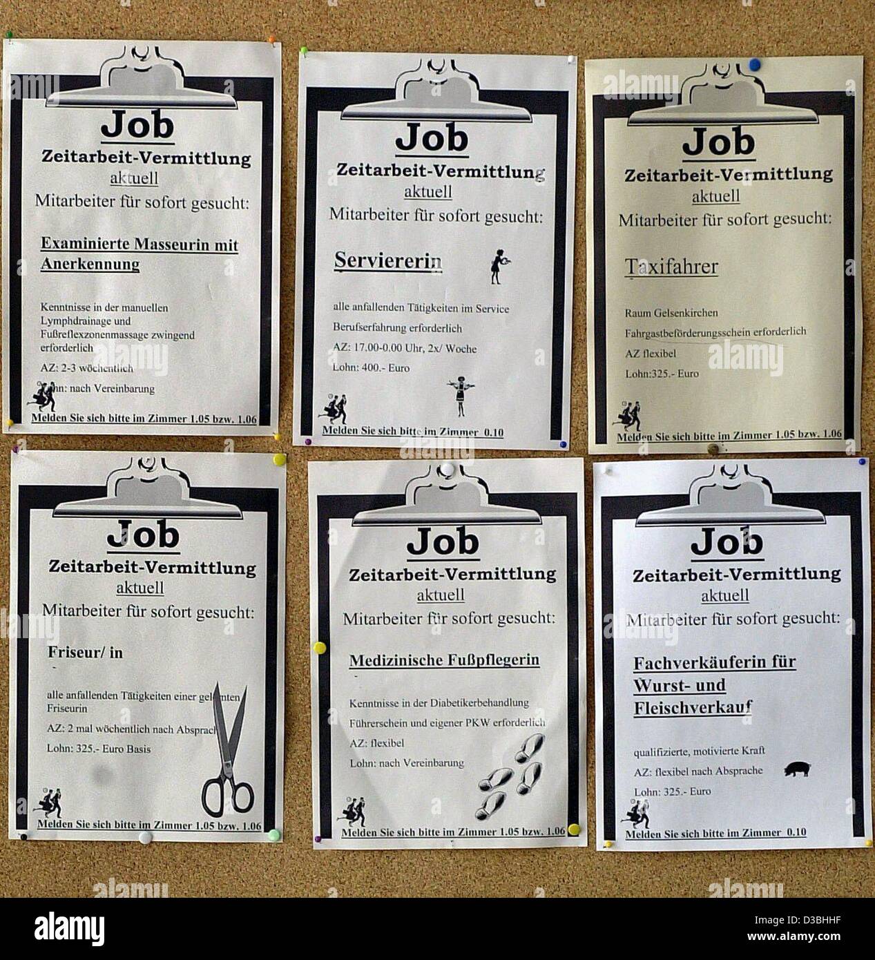 (Dpa) - wirbt ein schwarzes Brett für Stellenangebote, Zeitarbeit Jobs in der Ortsgruppe der Bundesagentur für Arbeit, Gelsenkirchen, Deutschland, 2. Juni 2003. Die Zahl der Arbeitslosen bleibt auf ein Rekordhoch für den Monat Mai. Mit mehr als 4,4 Millionen Menschen von Arbeitsplätzen überschreiten die Zahlen der vorherigen Stockfoto