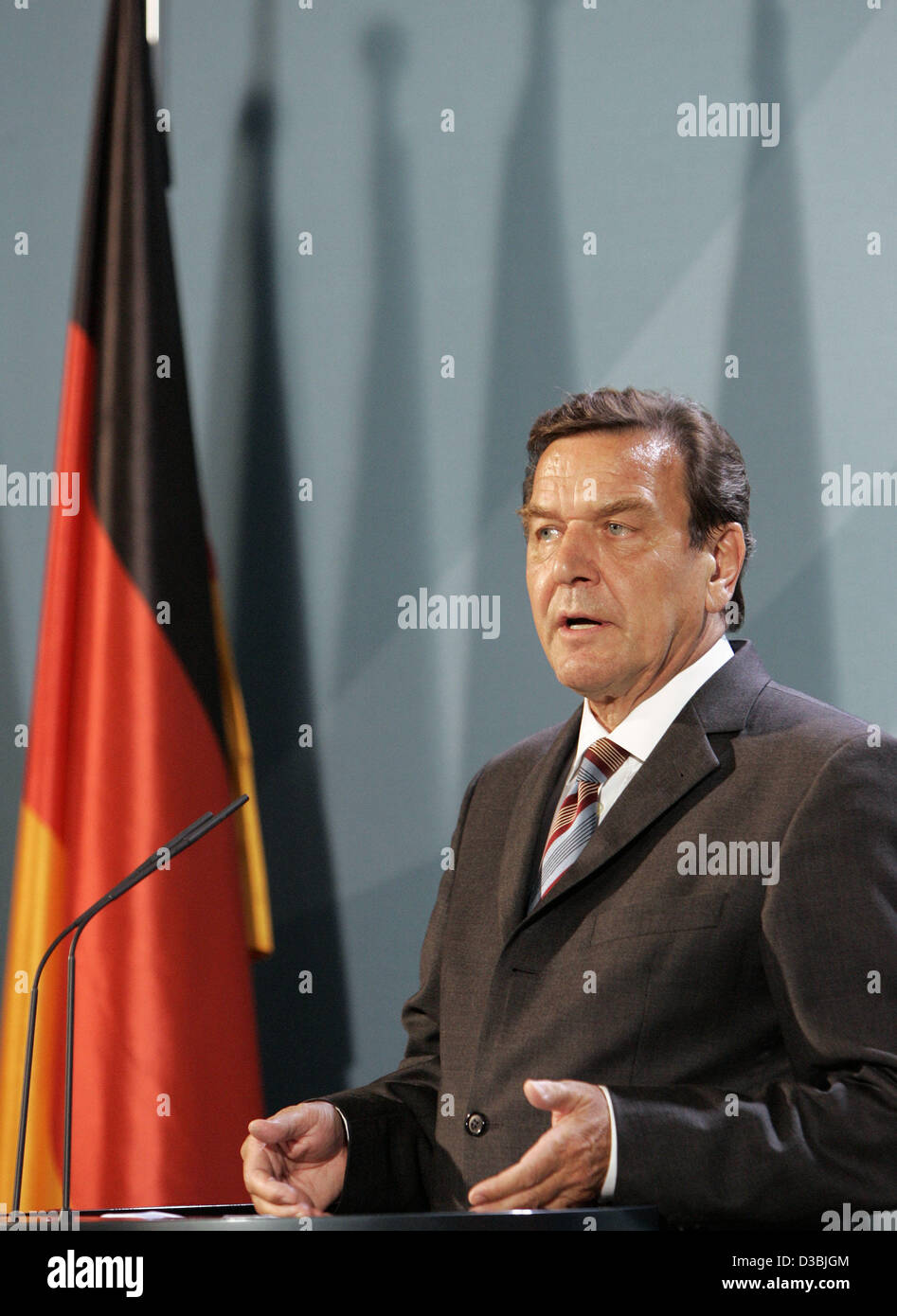 Politik pol wahlen parlament flagge politiker deutschland Fotos und