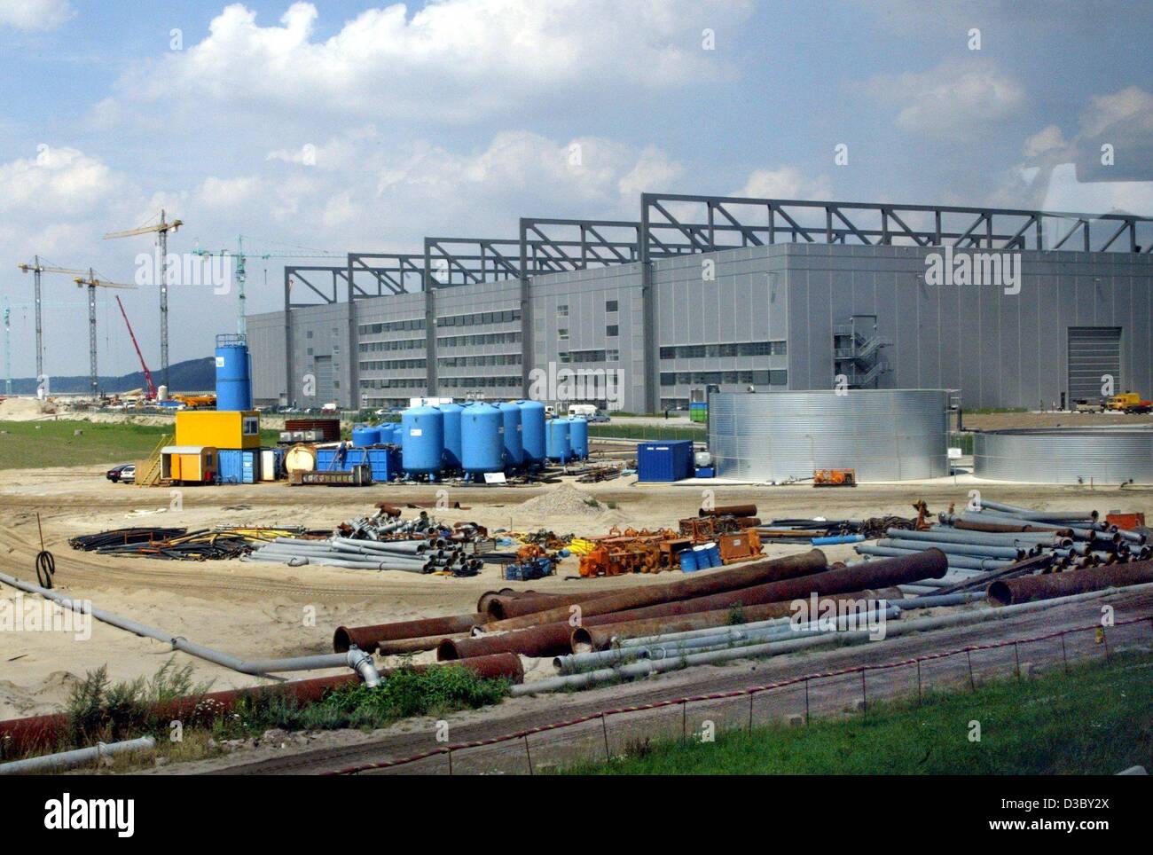 (Dpa) - ein Blick auf die Produktionsstätte des EADS Airbus im Stadtteil Finkenwerder in Hamburg, 17. Juli 2003. Stockfoto