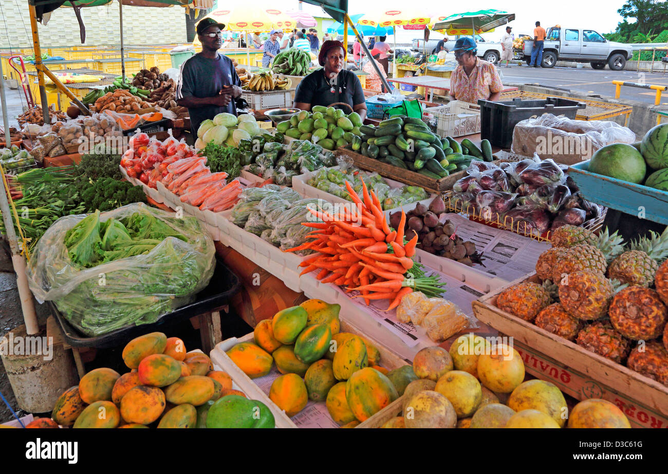 KARIBISCHE OBST- UND GEMÜSE-MARKT, DOMINICA Stockfoto