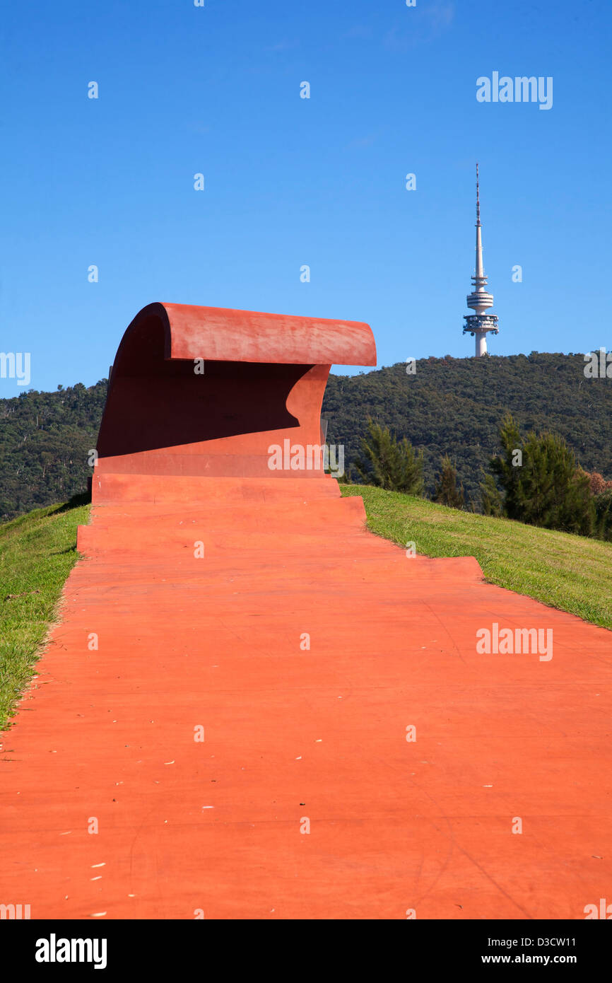 Ende der Uluru-Linie, die als Schleife im National Museum of Australia begann Stockfoto