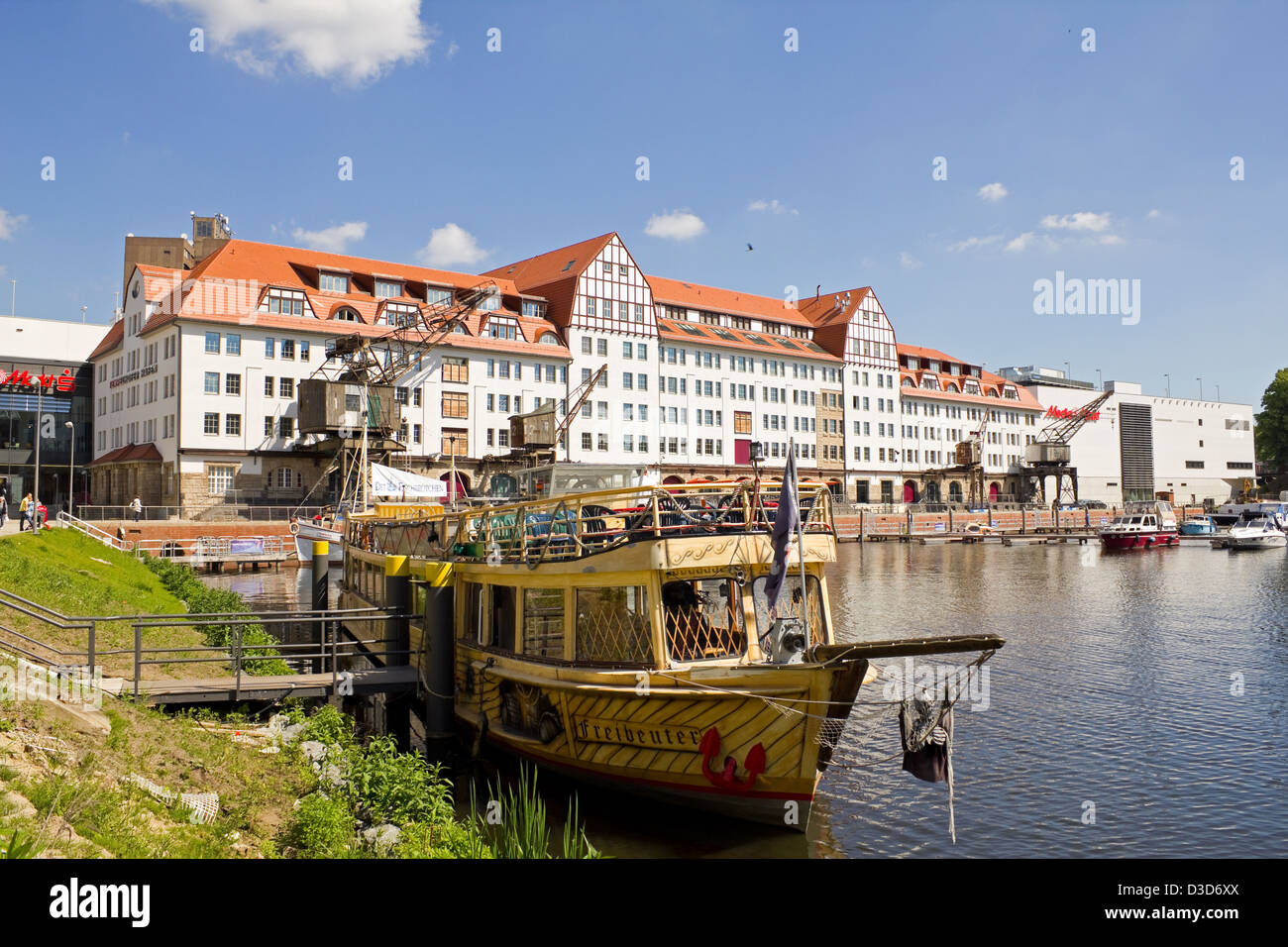 Berlin, Deutschland, Passagierschiff MS-Freibeuter im Tempelhofer Hafen Stockfoto