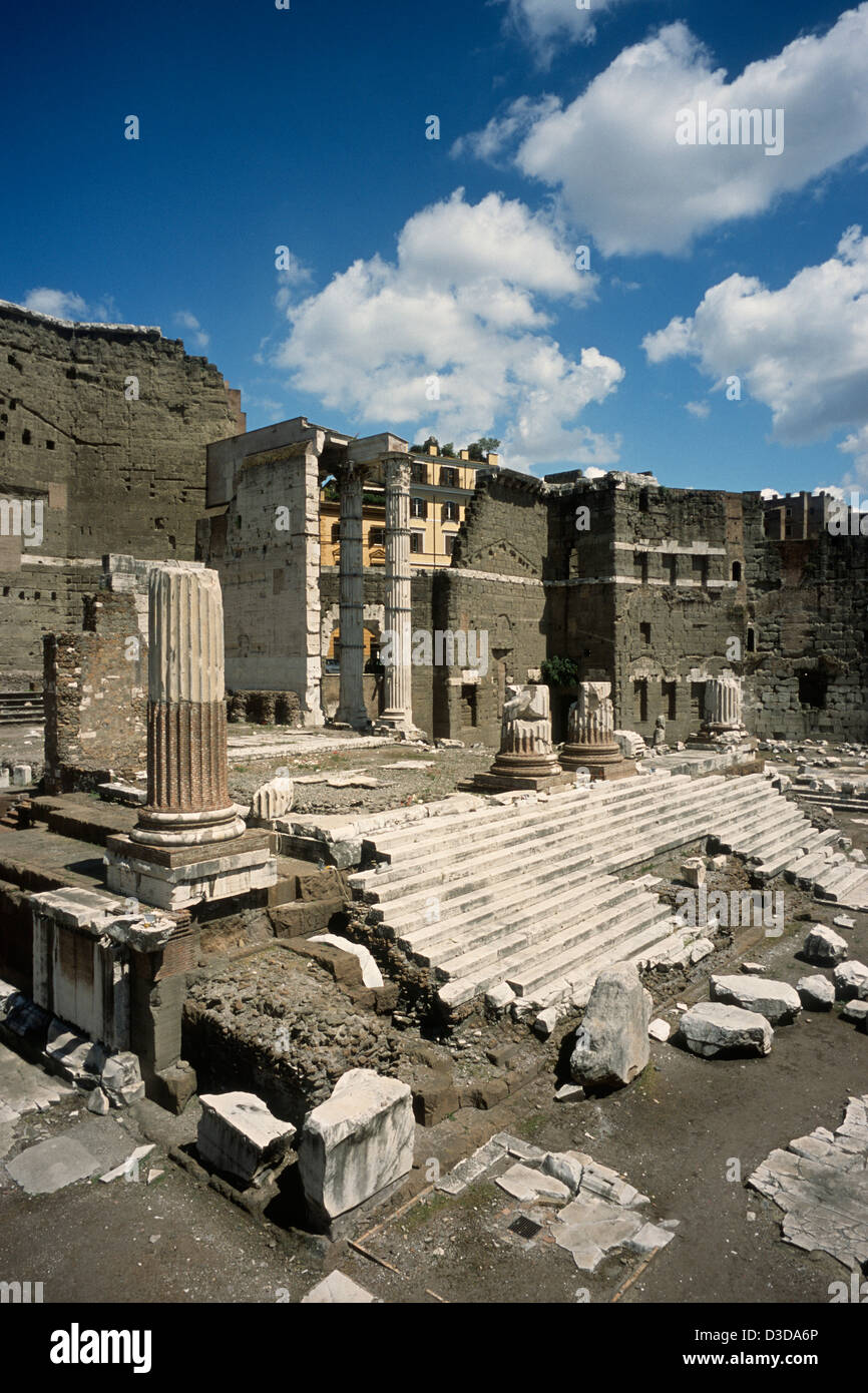Rom. Italien. Podium der Mars-Tempel auf dem Forum des Augustus. Stockfoto