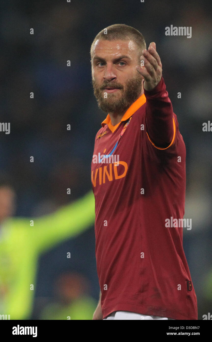 16.02.2013 Rom. Olympia-Stadion. De Rossi (Roma) in Aktion während der Serie A-League-Spiel zwischen Roma und Juventus Turin. Stockfoto