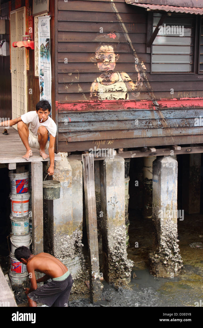 Arbeiter am Kauen Steg Stockfoto