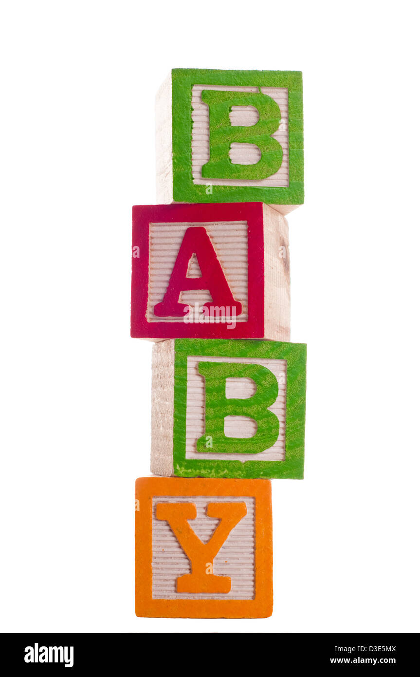 Blockschrift, das Baby zu buchstabieren. Isoliert auf weißem Hintergrund. Stockfoto