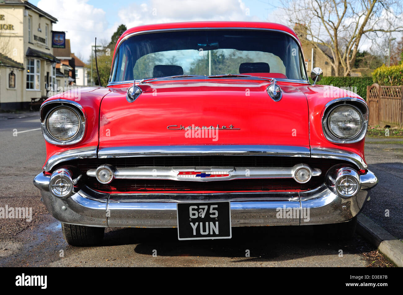 Klassische 1957 Chevrolet Bel Air Limousine, Stanwell Moor, Borough of Spelthorne, Surrey, England, United Kingdom Stockfoto