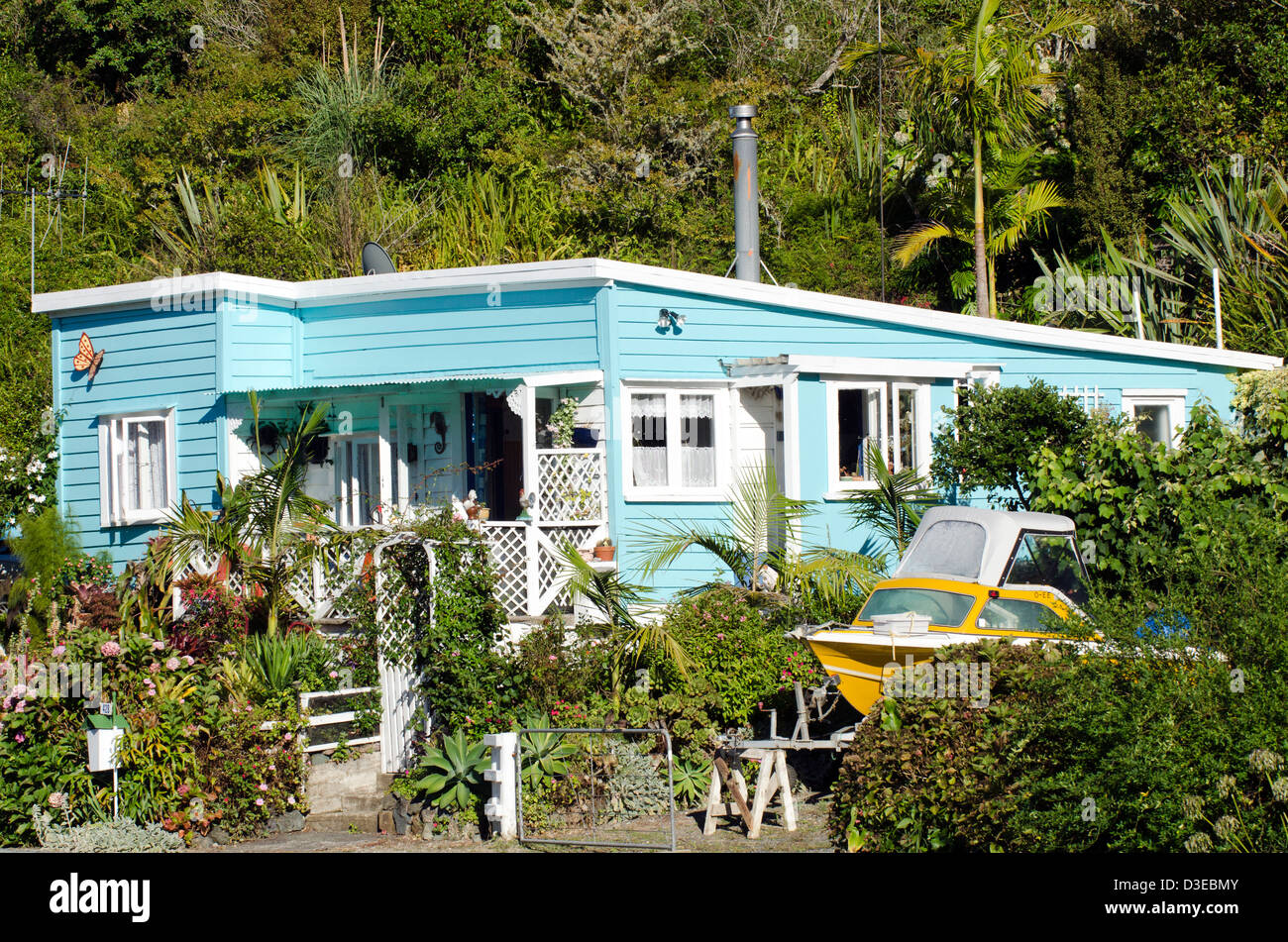 Remote Batch Ferienhaus In Neuseeland Stockfotografie Alamy