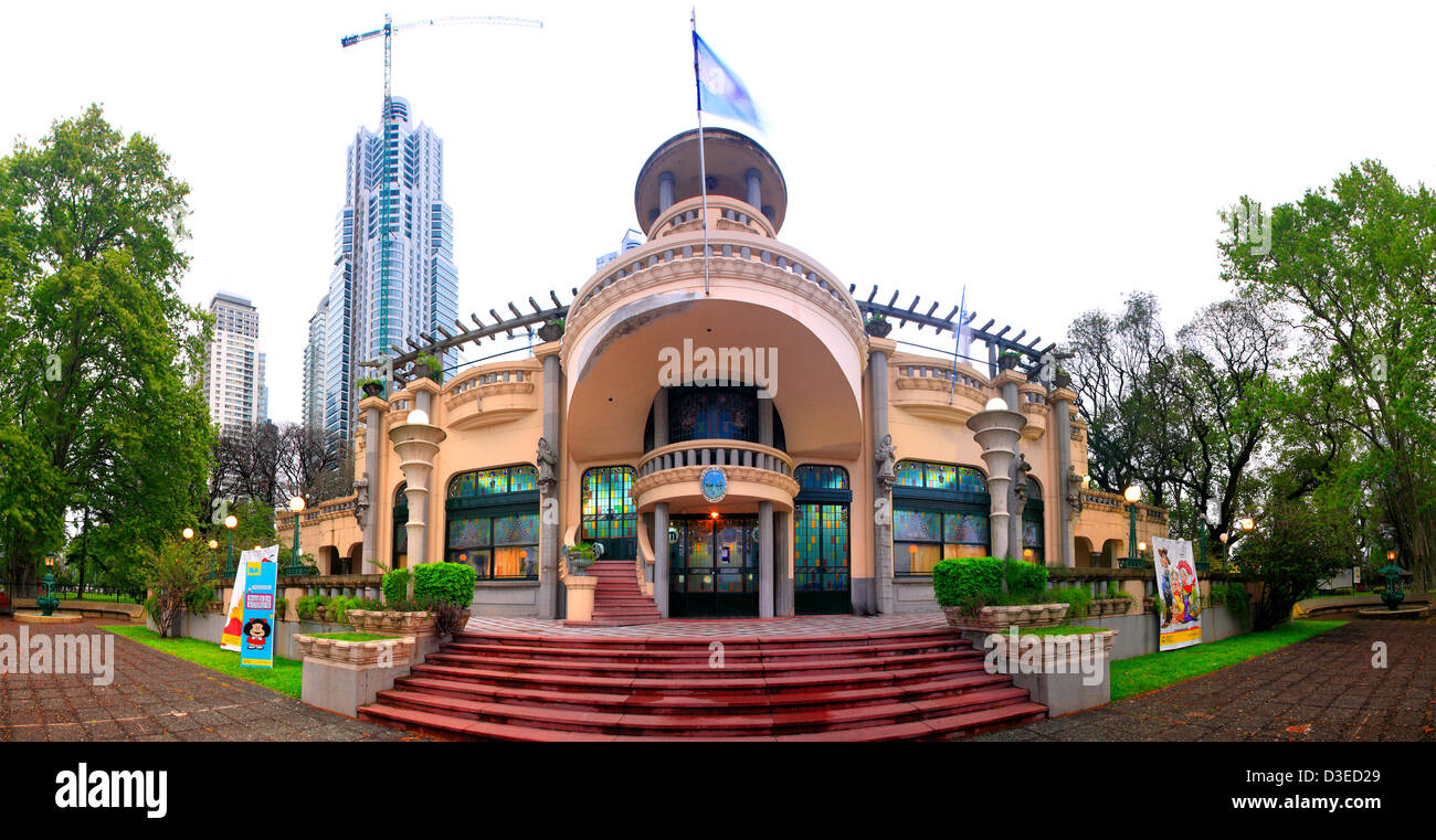 "Museo del Humor" (Humor Museum) an Ex-Cerveceria München. Puerto Madero, Buenos Aires, Argentinien. Stockfoto