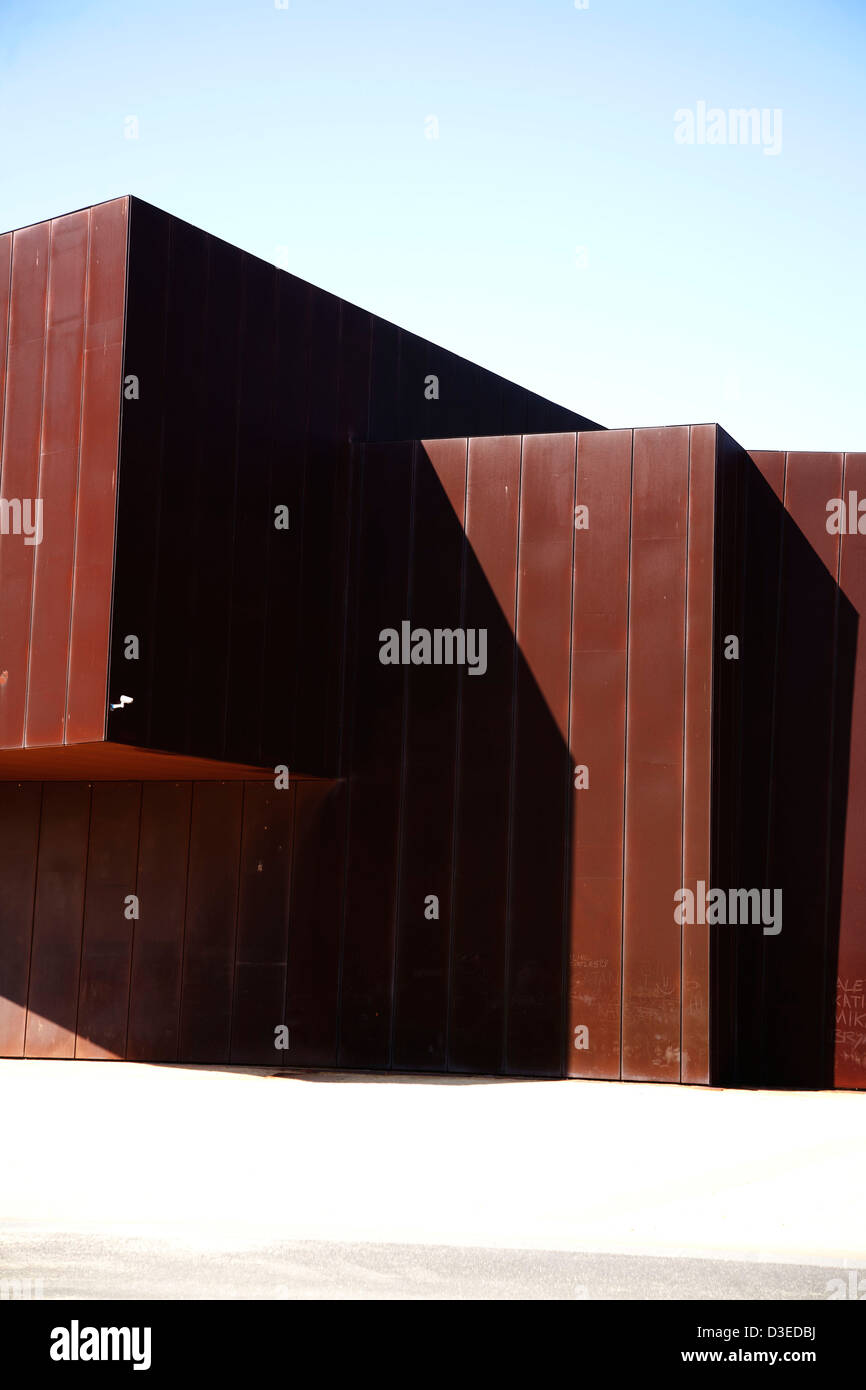 Der Rost bedeckt Panels der australischen Architekturikone Australian Centre for Contemporary Art (ACCA) South Melbourne Australien Stockfoto