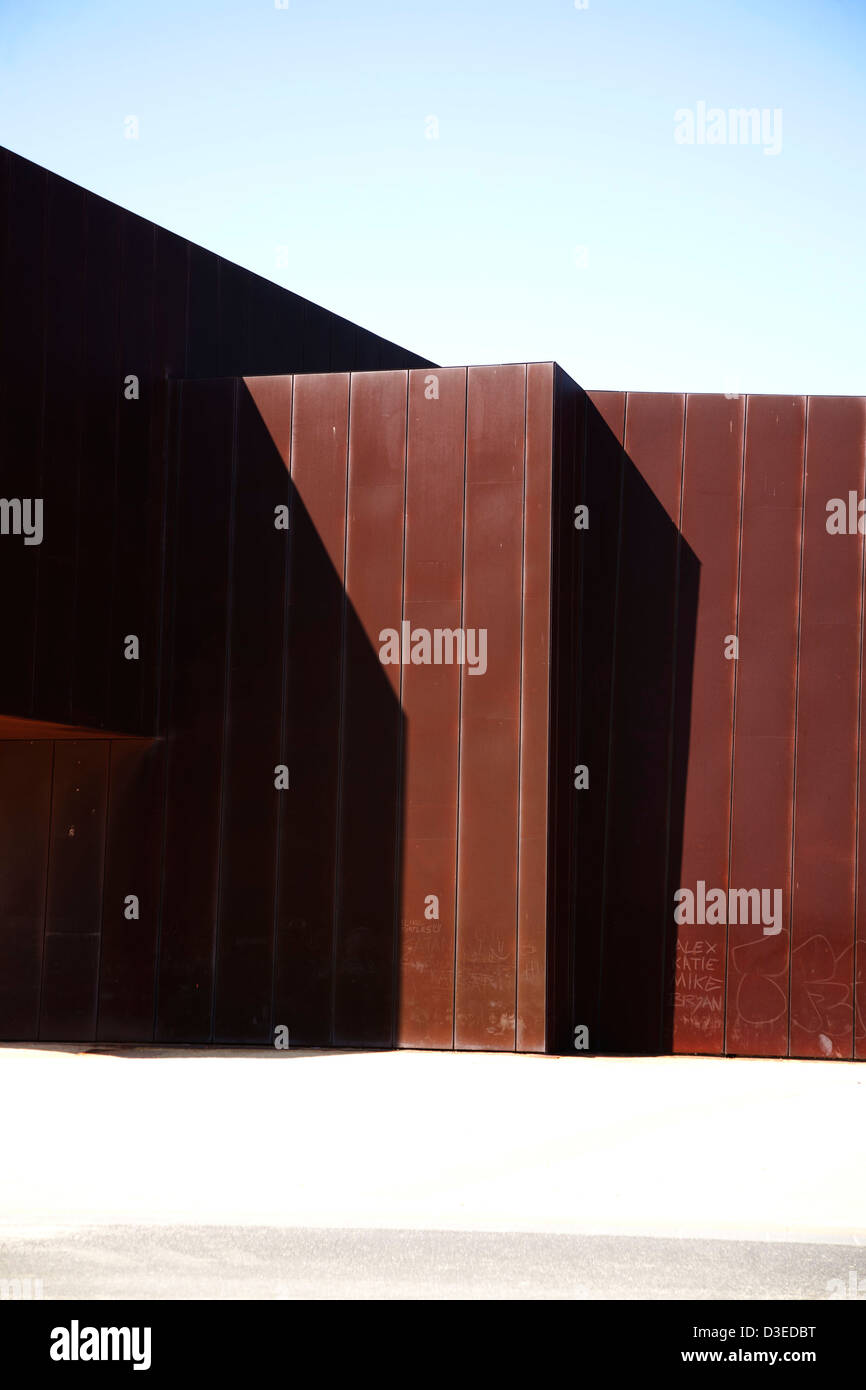 Der Rost bedeckt Panels der australischen Architekturikone Australian Centre for Contemporary Art (ACCA) South Melbourne Australien Stockfoto