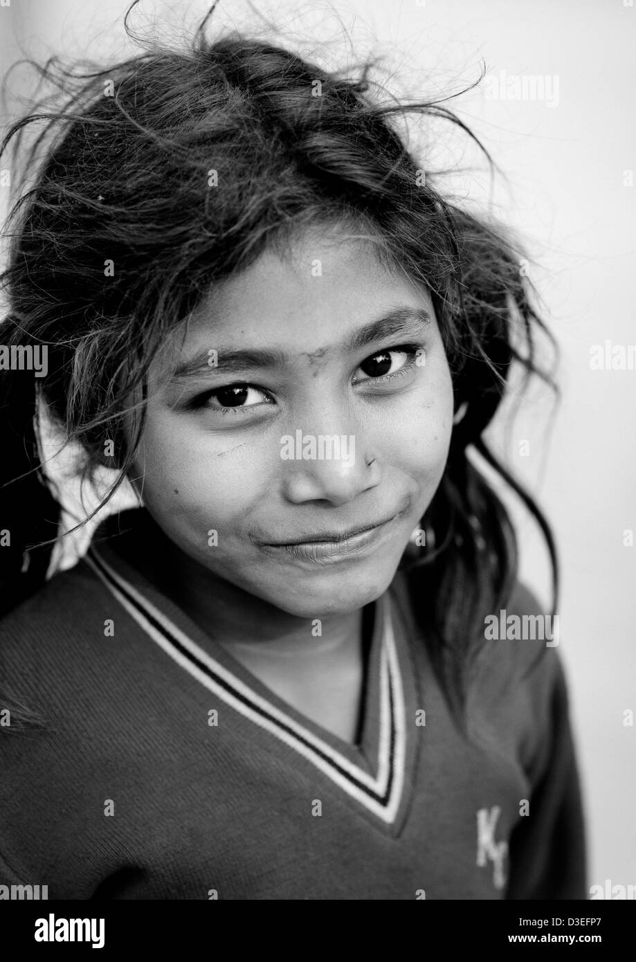 Kind In Maha Kumbh Mela in Allahabad, Indien Stockfoto