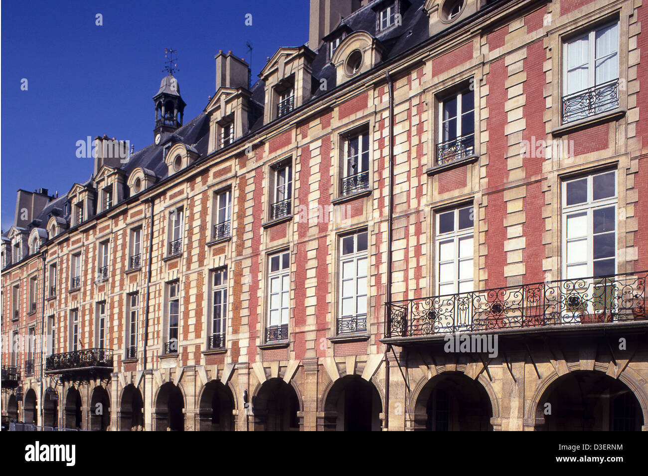 Frankreich, Paris, le Marais die roten Fassaden der Place Vendome Stockfoto