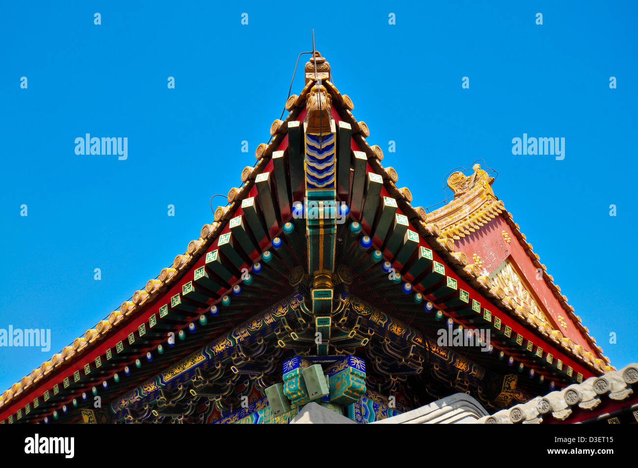 Detail, Dach und Dachrinnen der Hofburg - Beijing Stockfoto