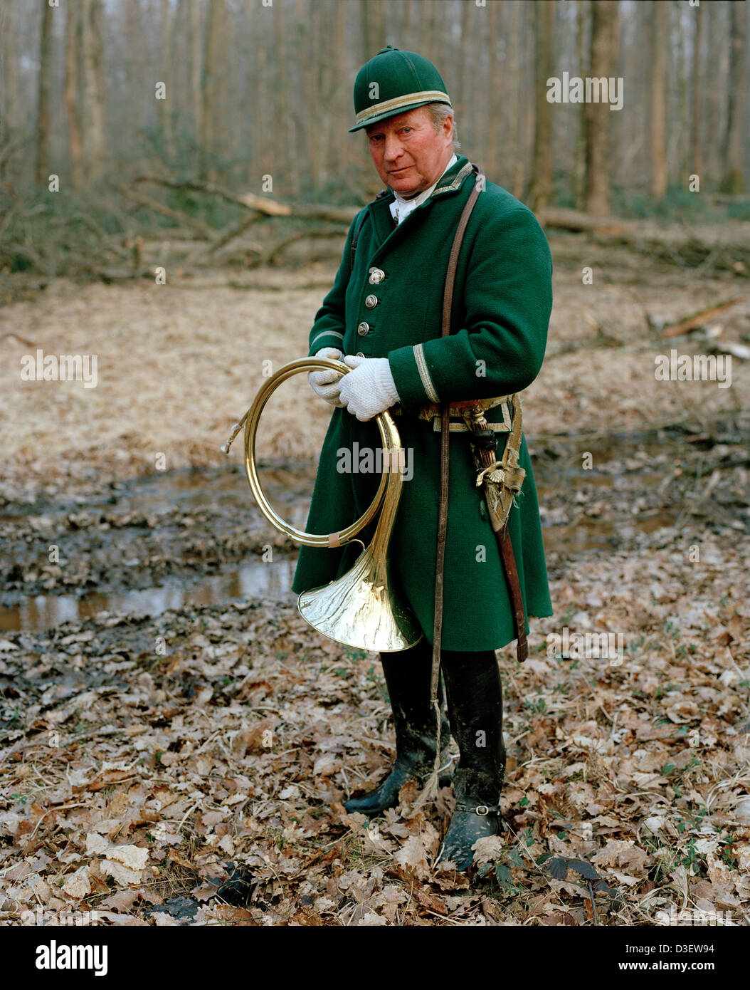 Daniel Thominet ist der Jäger der Rallye L'Aumance. Er begann mit dem Gründer der Jagd vor 47 Jahren. Stockfoto