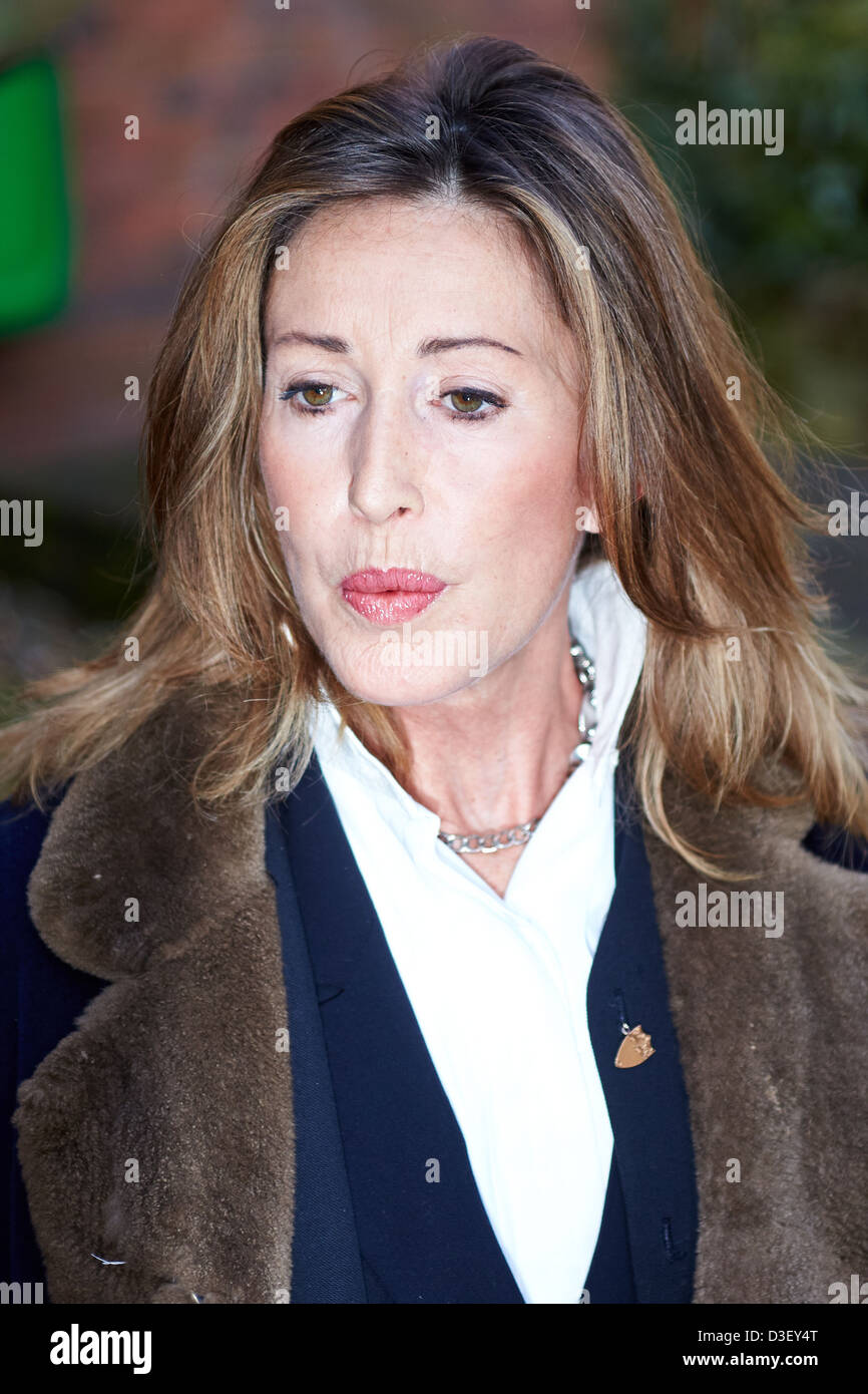 Ex-Model Paula Hamilton lässt Aylesbury Magistrates Court nach Geldstrafe £1.065 wegen tätlichen Angriffs auf einen Polizisten Stockfoto