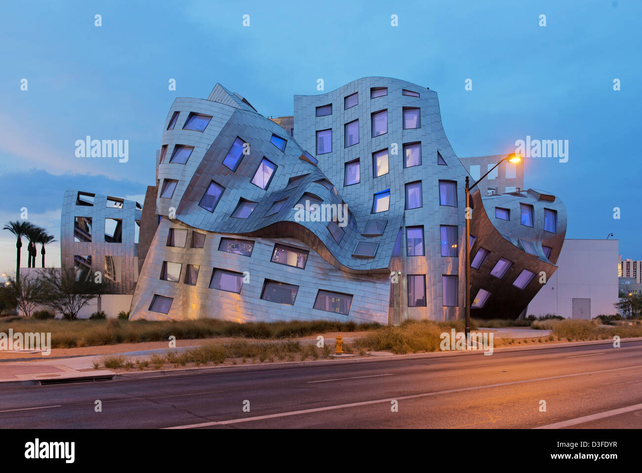 Gehrys Cleveland Klinik Lou Ruvo Center für die Gesundheit des Gehirns, Las  Vegas, Nevada, USA Stockfotografie - Alamy