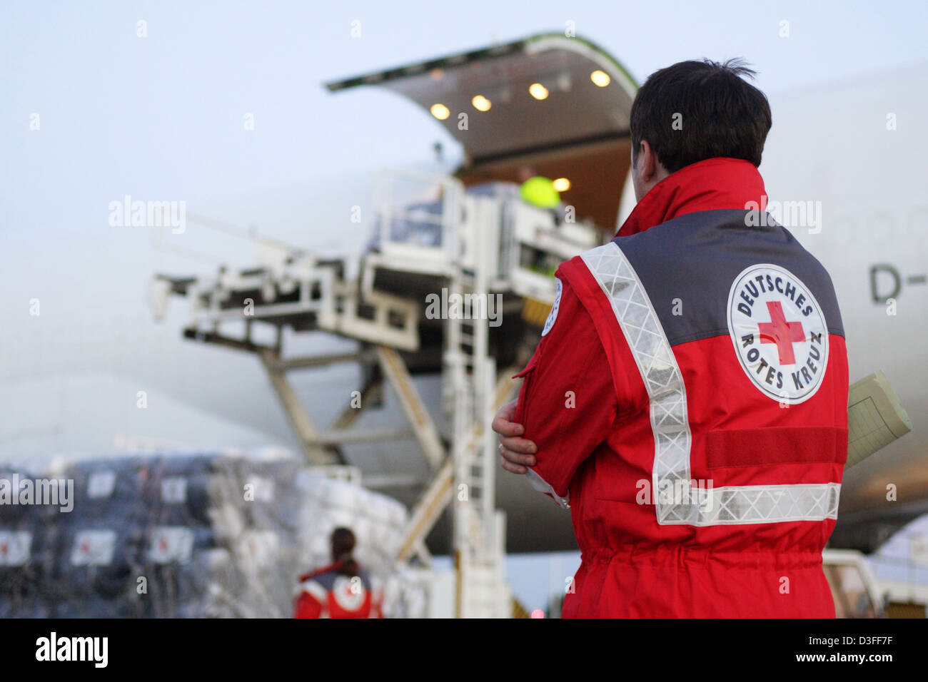 Schönefeld, Deutschland, Hilfsguetertransport des Deutschen Roten Kreuzes für Pakistan Stockfoto