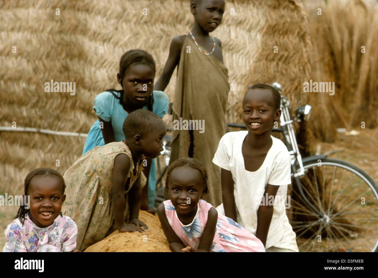 Lächelnde Kinder in Malakal, Süd-Sudan. Stockfoto