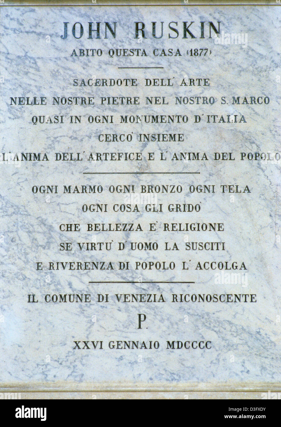 Plaque, die Kennzeichnung, wo John Ruskin lebte auf den Zattere Ai Gesuati Venedig Italien Stockfoto