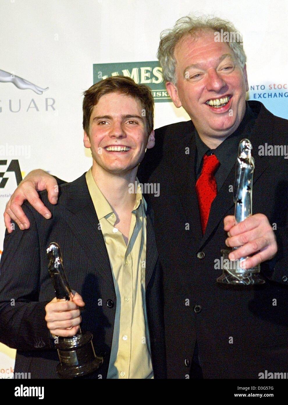 Gilt Als Schlechter Regisseur Aller Zeiten (Dpa) - deutscher Schauspieler Daniel Bruehl und Regisseur Wolfgang