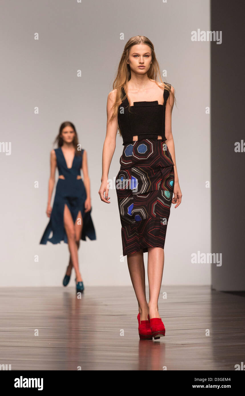 London, UK. Dienstag, 19. Februar 2013, Emilio De La Morena Modeschau im Somerset House während der London Fashion Week. Foto: CatwalkFashion/Alamy Live-Nachrichten Stockfoto