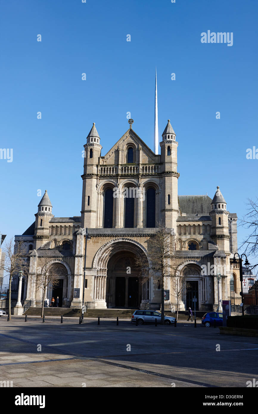 St. Annes Belfast Cathedral und Schriftsteller quadratische Belfast Nordirland Vereinigtes Königreich Stockfoto