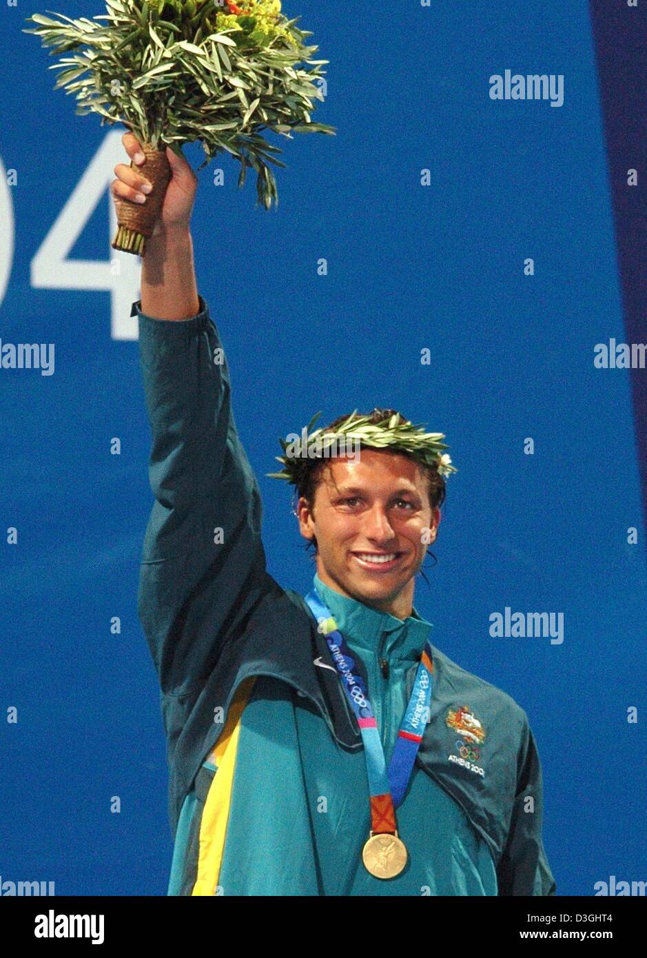 (Dpa) - australischer Schwimmer Ian Thorpe bei der Siegerehrung mit der Goldmedaille er die Herren 400m Freistil Finale bei den Olympischen Aquatic Centre in Athen, Samstag, 14. August 2004 gewann. Stockfoto