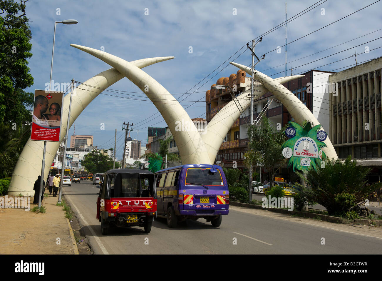Die Elefanten-Stoßzähne, Moi Avenue, Mombasa, Kenia Stockfoto