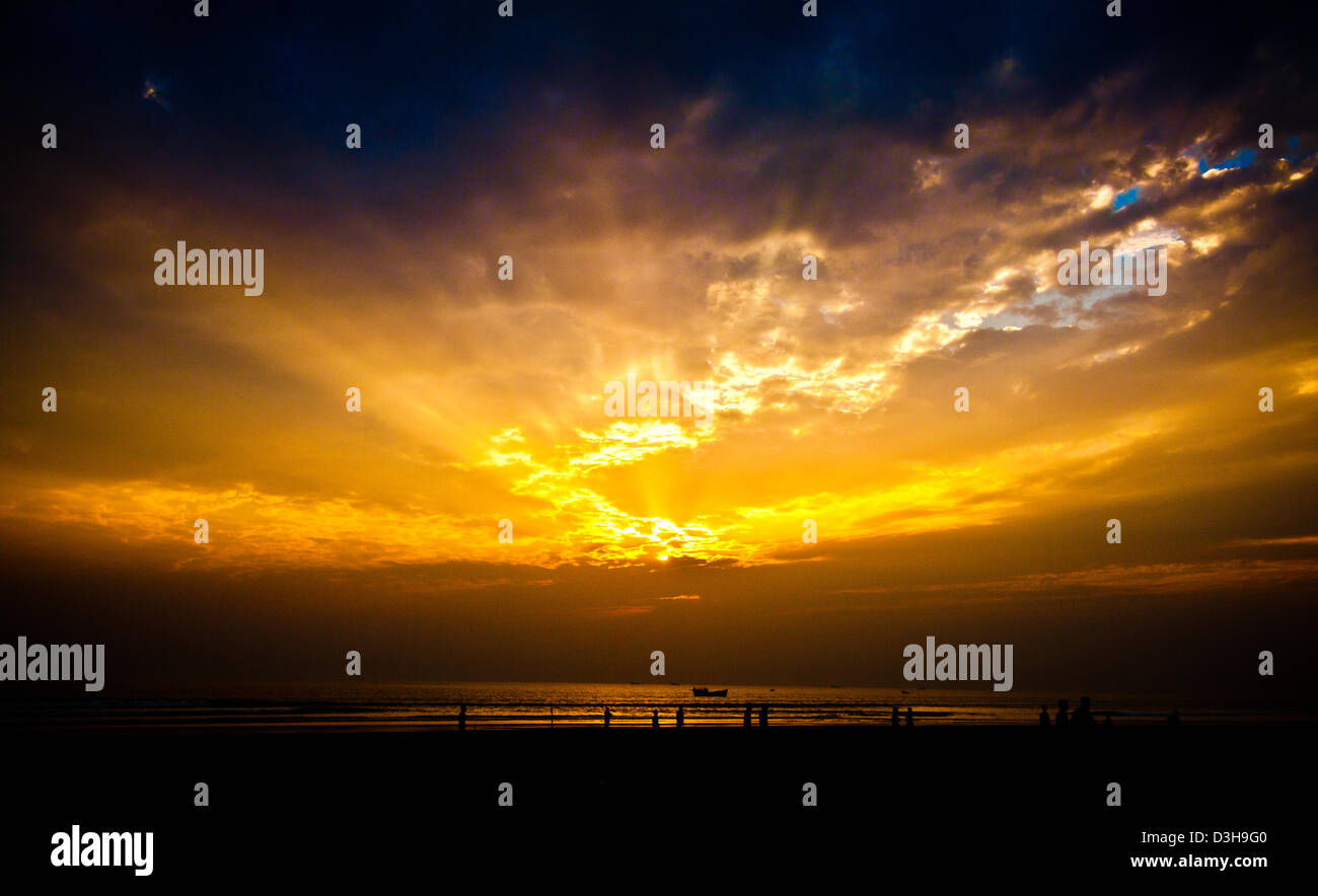 Sonnenuntergang über Bangladesch Strand Cox bazar Stockfoto