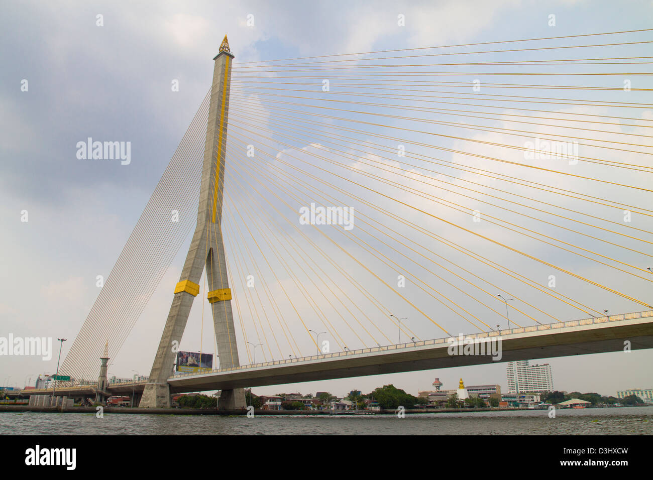 Mega-Sling-Brücke, Rama 8, In Bangkok Thailand Stockfoto