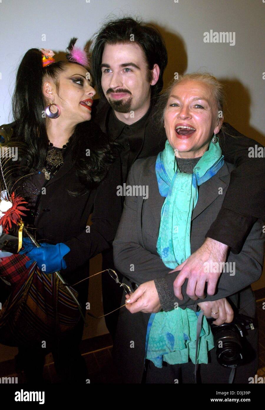 Eva maria hagen Fotos und Bildmaterial in hoher Auflösung Alamy