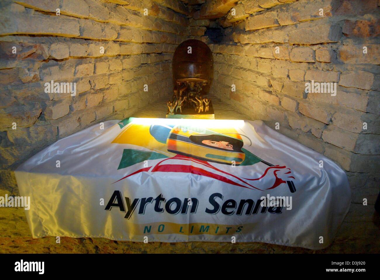 Ayrton Senna Crash Stockfotos und -bilder Kaufen - Alamy