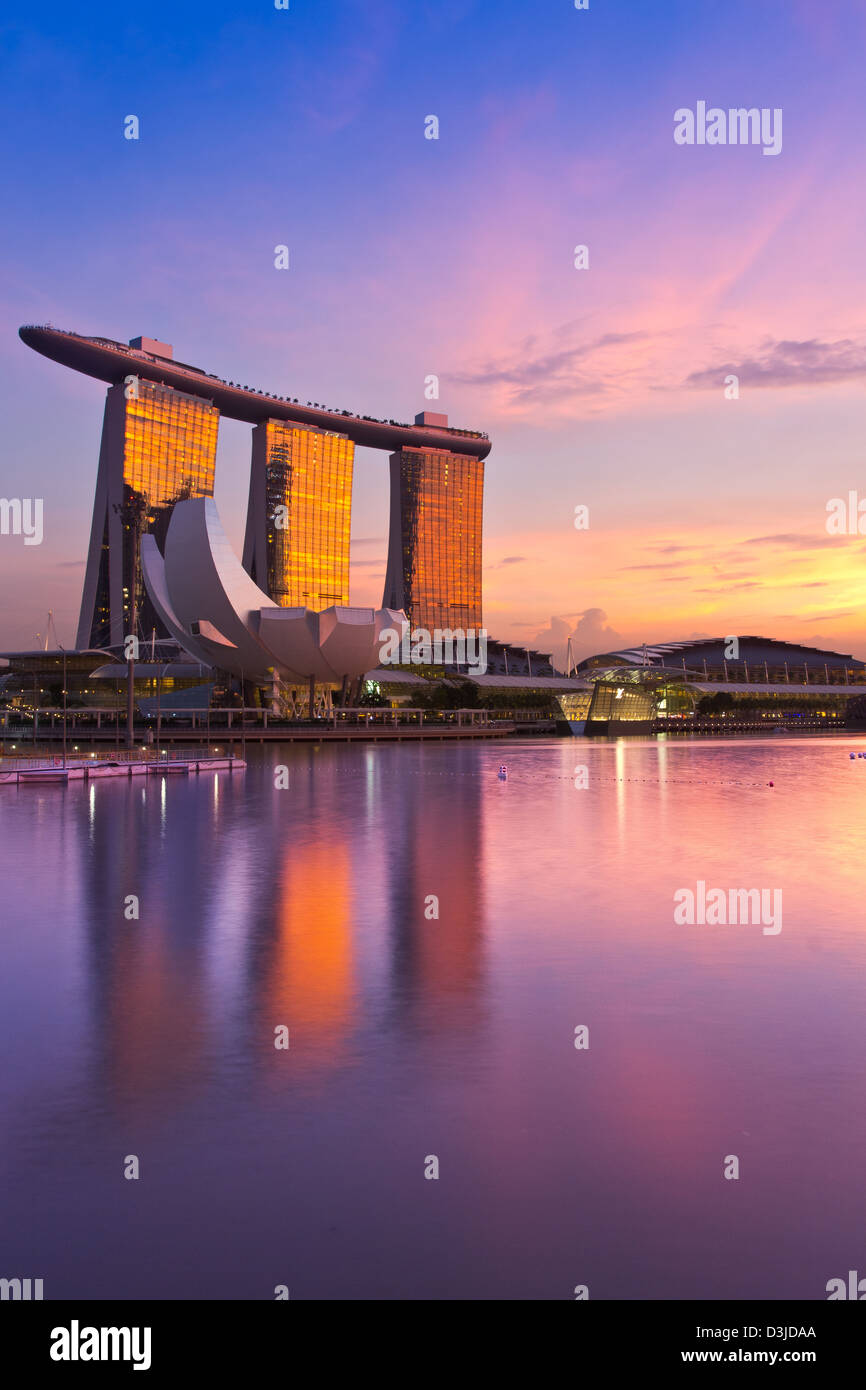 Elegante Schuss moderne Ikone Singapur, Marina Bay Sands Hotel & Casino Stockfoto