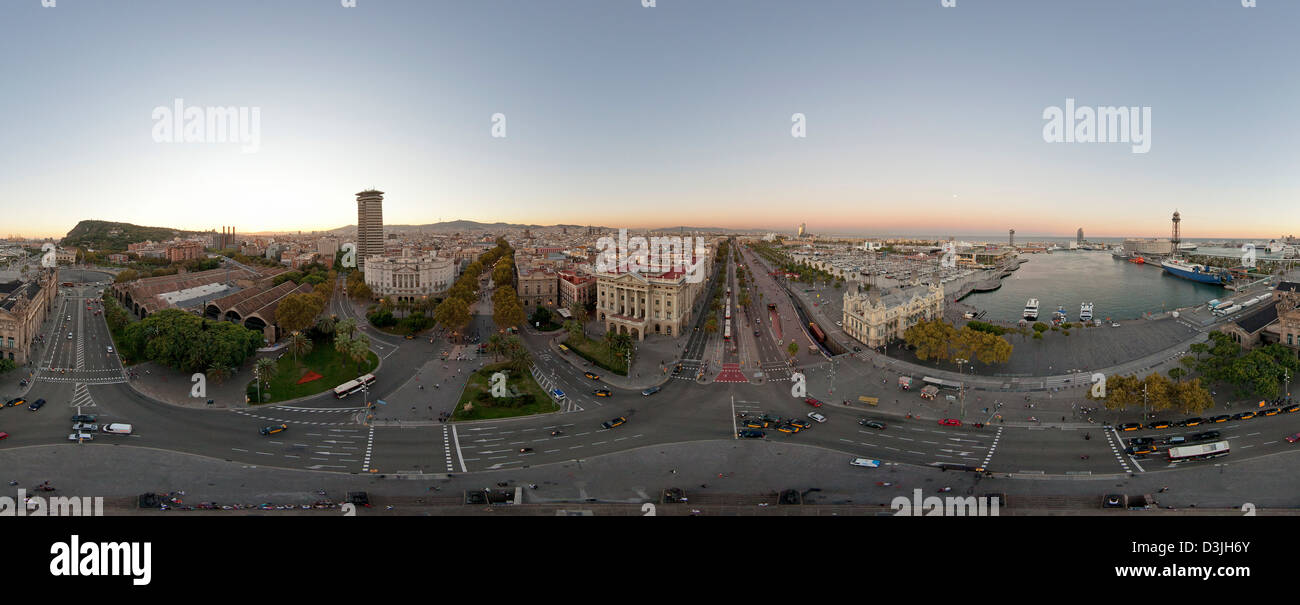 360-Grad-Blick auf die Stadt Barcelona von der Spitze des Kolumbus-Denkmal Stockfoto
