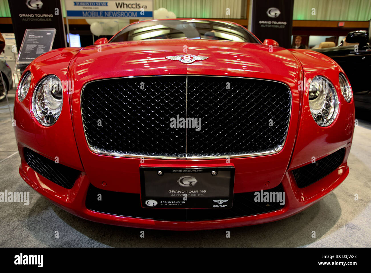 roten Bentley Frontgrill Stockfoto