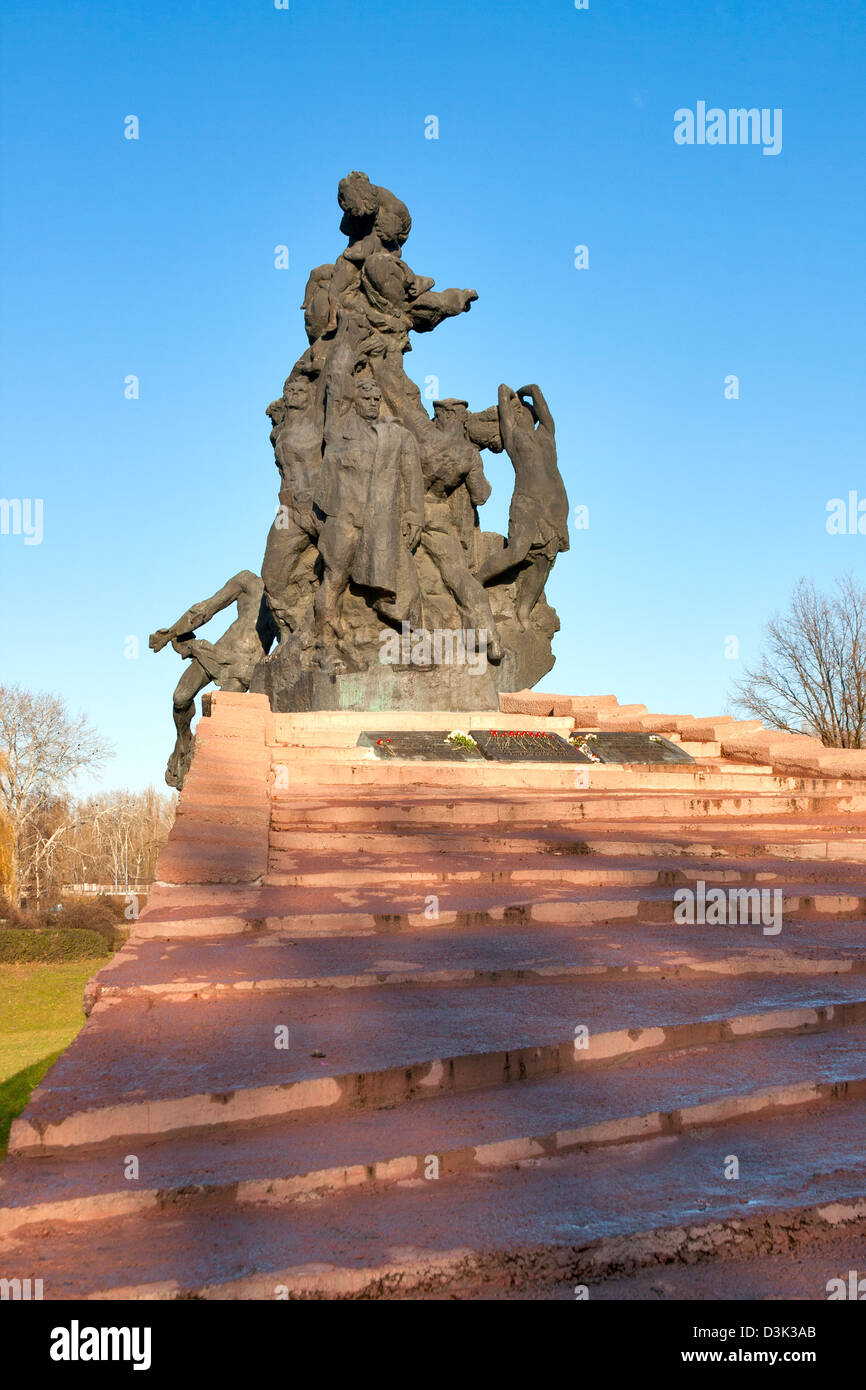 Denkmal für die ermordeten, die in Babi Jar bei Kiew, Blutbäder eine Website der Serie von den Nazis während des zweiten Weltkriegs. Stockfoto