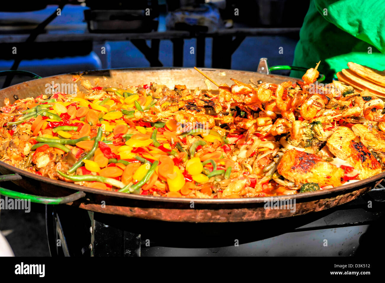 Garnelen-Paella zum Verkauf an der Cortez-Fisch-Festival-Florida Stockfoto