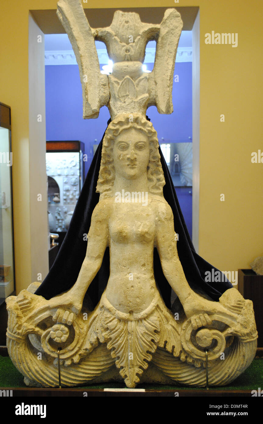 Skulptur, eine weibliche Ergiebigkeit Gottheit darstellen. Ende 1. Jahrhundert v. Chr. - frühen 1. Jahrhundert n. Chr.. Kertsch. Stockfoto