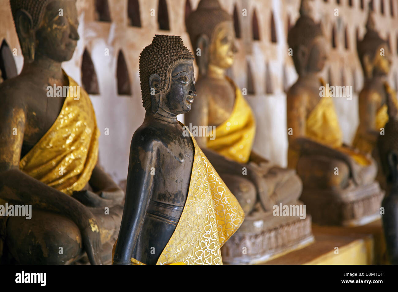 Buddhastatuen im Wat Si Saket / Wat Sisaket, buddhistische Wat in Vientiane, Laos, Südostasien Stockfoto