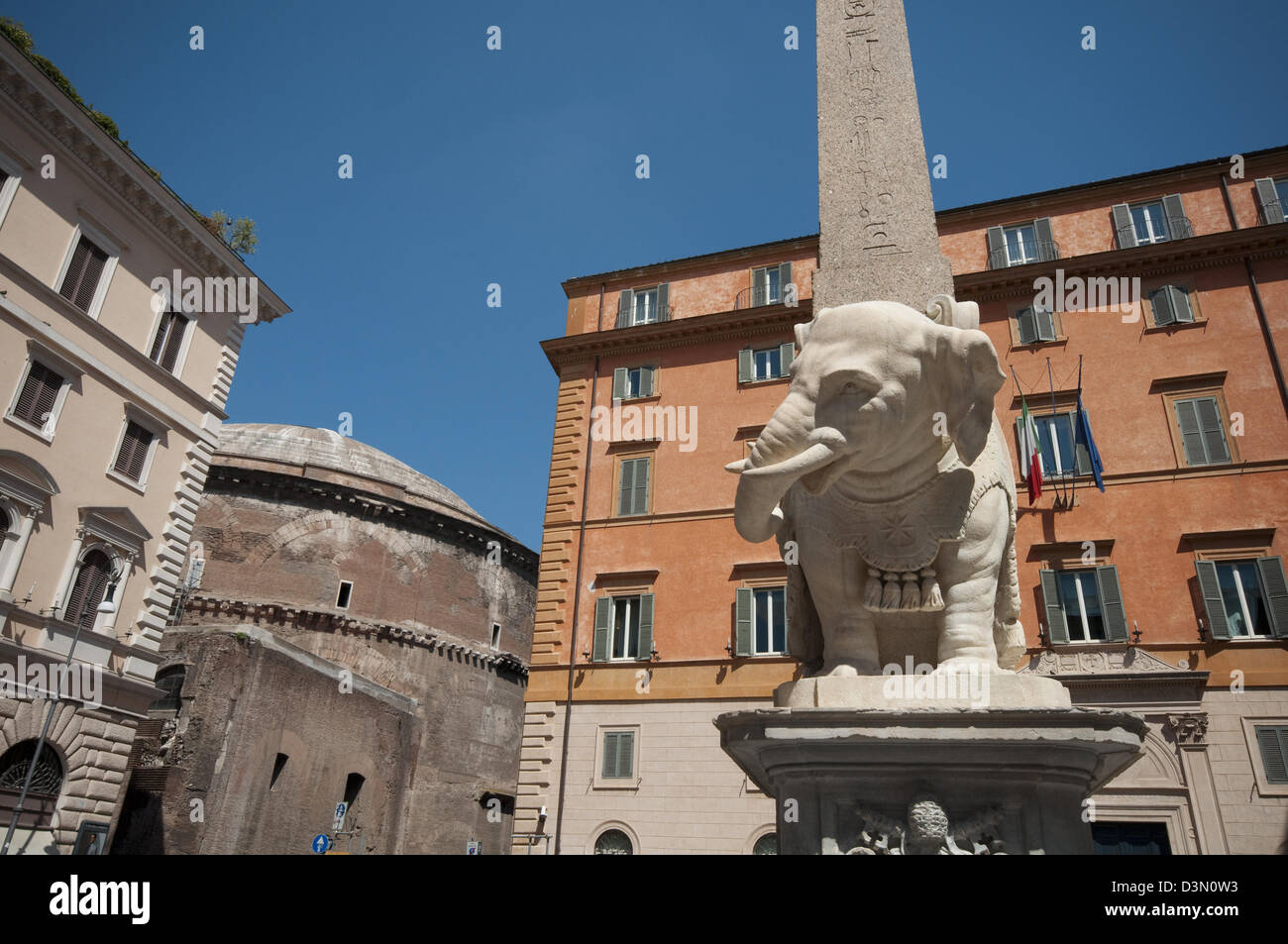 Italien, Latium, Rom, die Piazza della Minerva, Elefanten und Obelisk von Gianlorenzo Bernini entworfenen Stockfoto