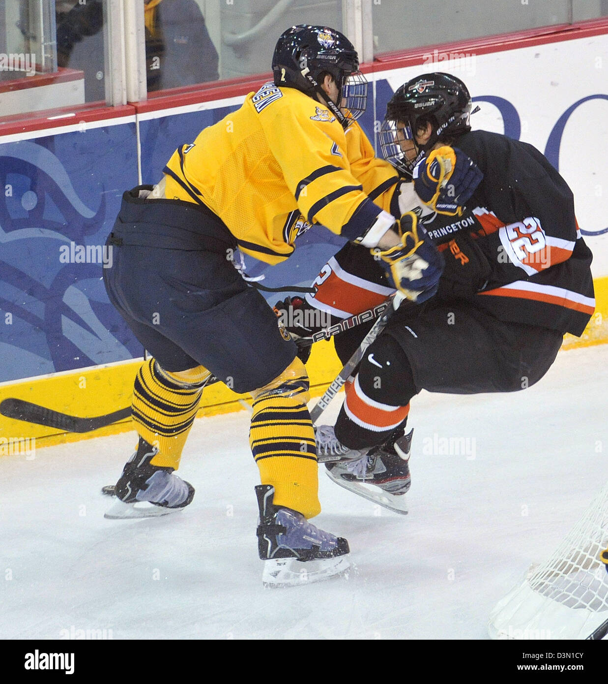 Hamden, CT USA--Quinnipiac Vs Princeton Eishockey Spiel Action. Stockfoto