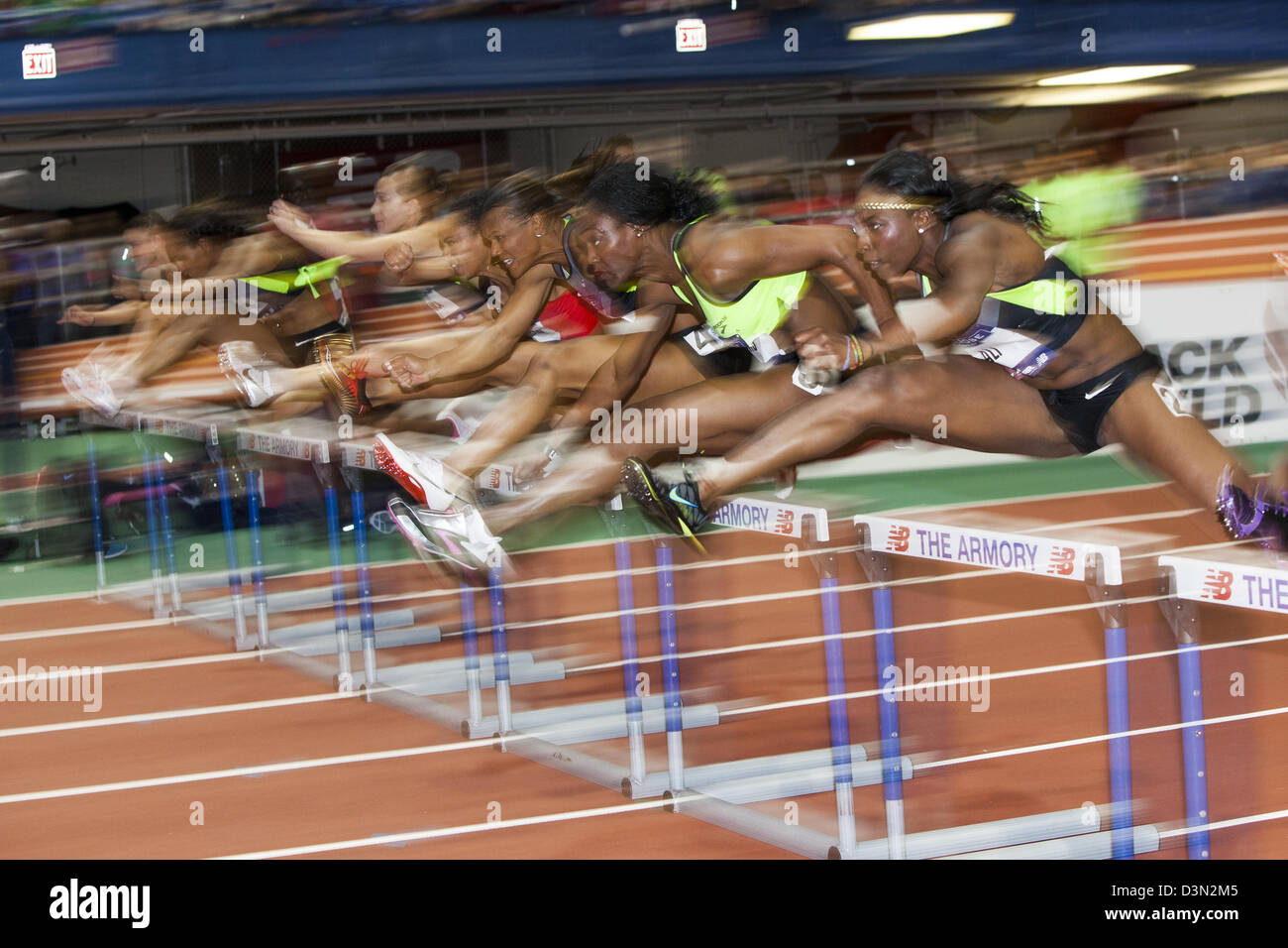 Frauen 60m Hürden bei den 2013 Millrose Games. Stockfoto