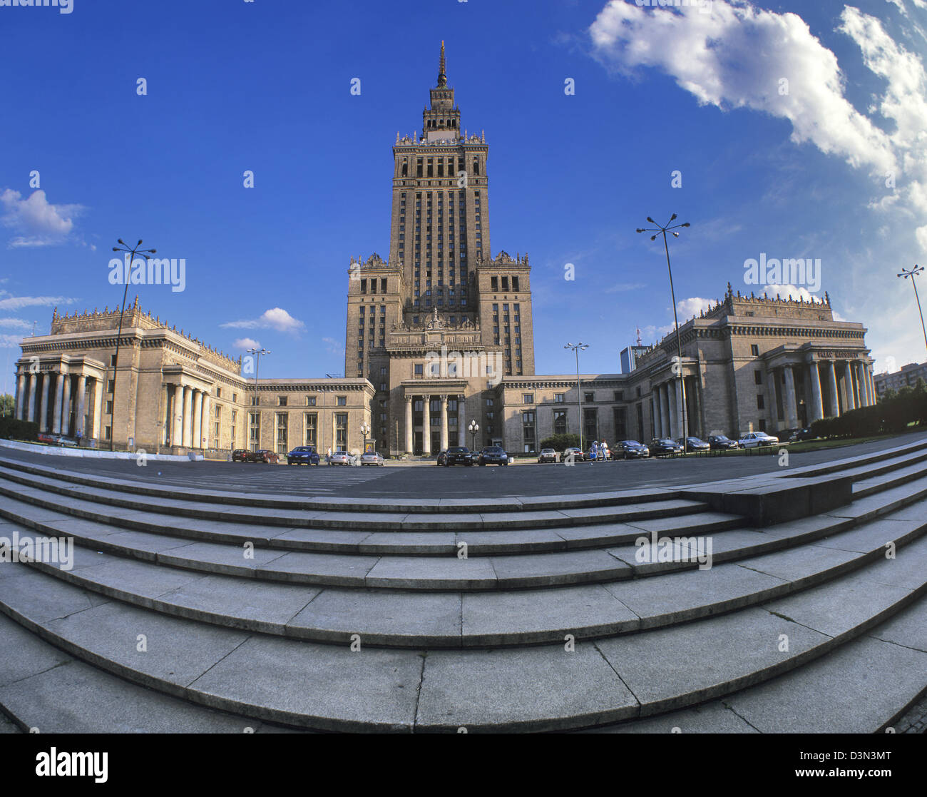 Polen, Warschau, Palast der Kultur und Wissenschaft, Blick auf die enorme 231 Meter Soc-Realist scysraper Stockfoto