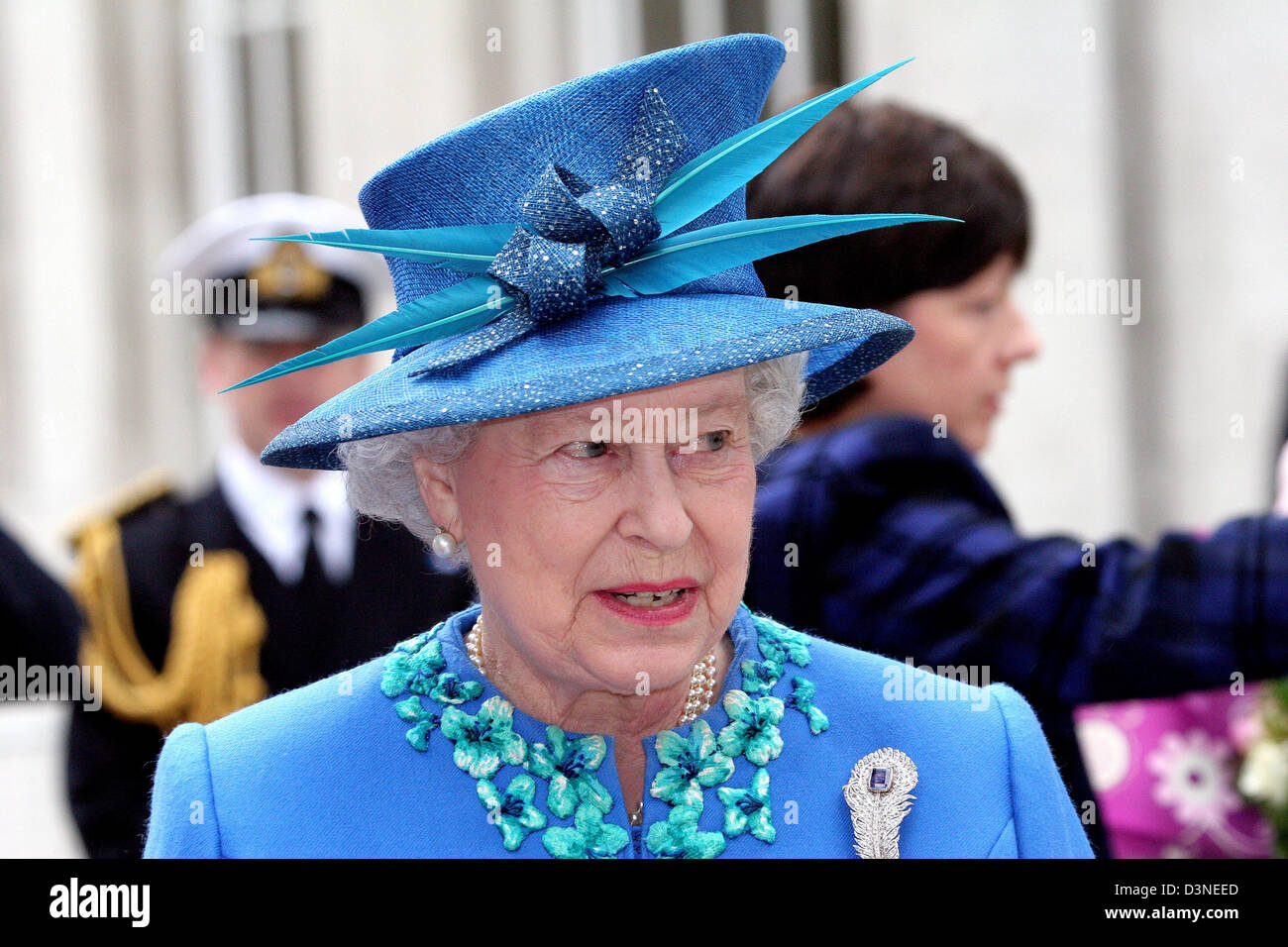 Königin Elizabeth II. besucht die BBC in London anlässlich des 80. Jubiläums der Gewährung des Konzerns Royal Charter und Funkhaus am Portland Place 19.04.2006 wiedereröffnet. Foto: Albert Nieboer (Niederlande) Stockfoto